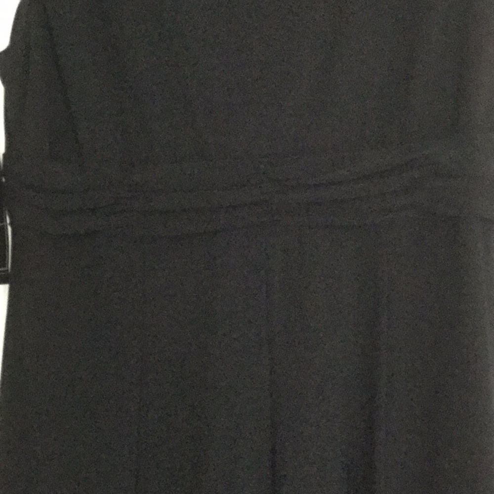 Dress - Picture 7 of 9